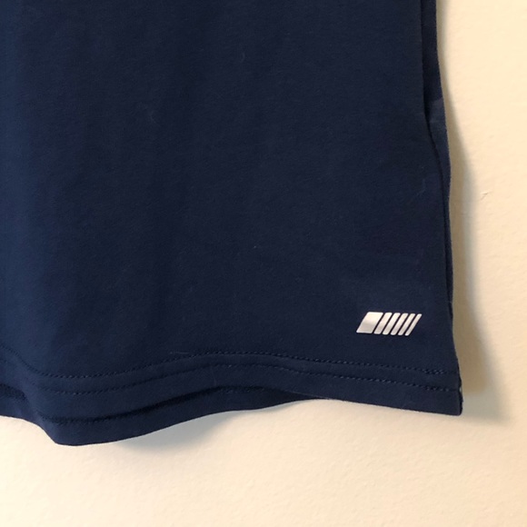 🆕 NWOT Amazon Essentials Navy Blue T-Shirt - Picture 5 of 6